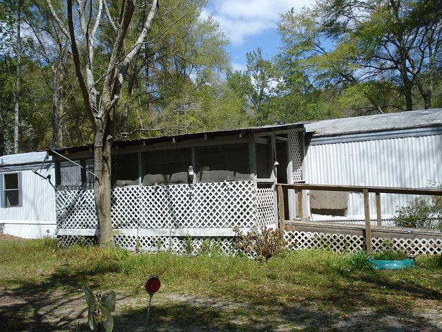 1st image of 26 Leslie Cir