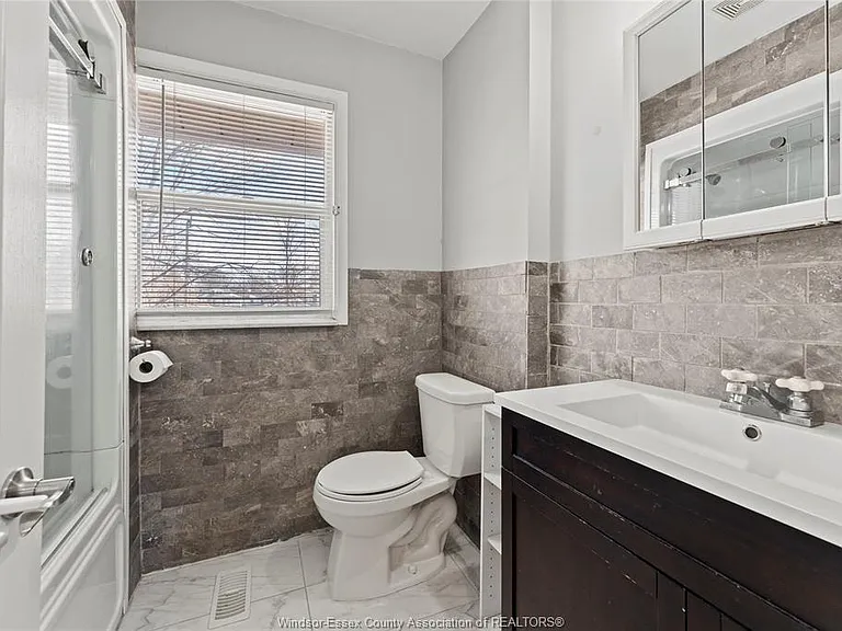 1566 Bruce Ave #UPPER — Photo 8