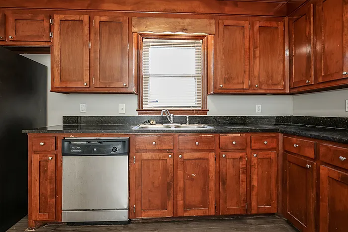 139 Rosedale Ave — Photo 7