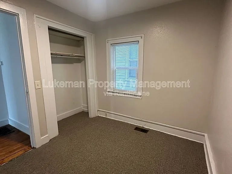 1512 S Burdick St — Photo 6