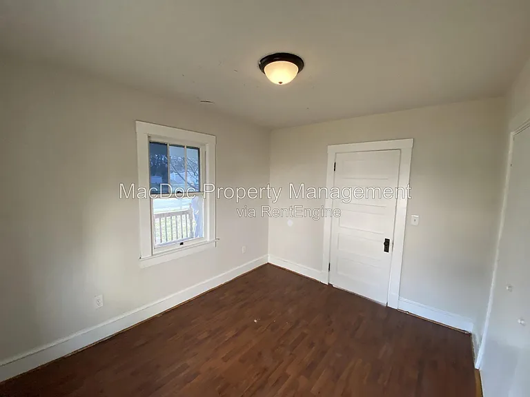138 Mansfield St — Photo 9