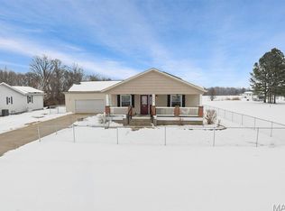 1908 Ridge Ave, Greenville, IL 62246