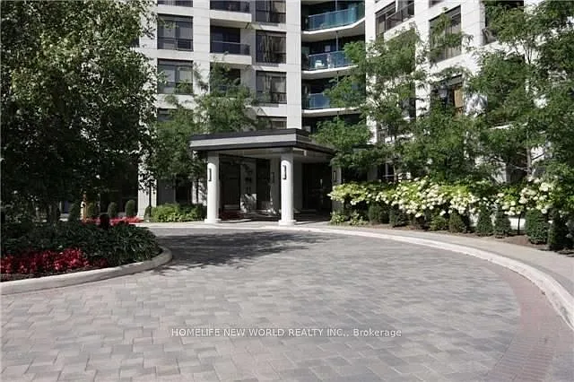 18 Harding Blvd #1126 — Photo 2
