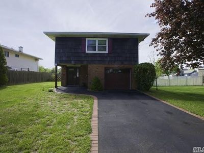 7 Willow Ln, Lindenhurst, NY, 11757