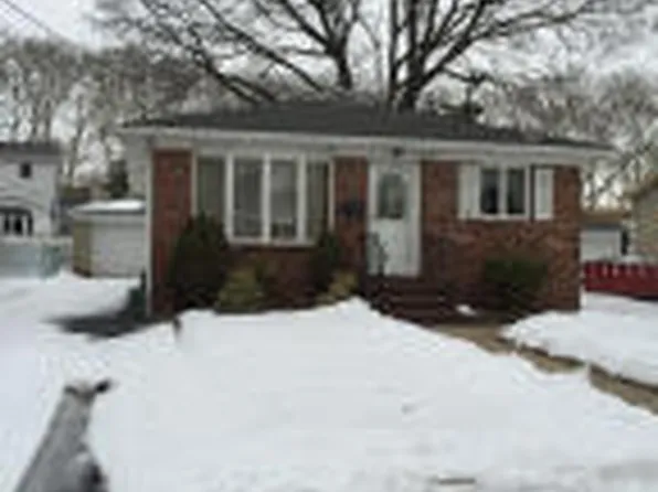 255 Bancroft Ave, Staten Island, NY 10306