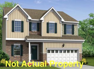 462 Wagon Ave, Pataskala, OH 43062