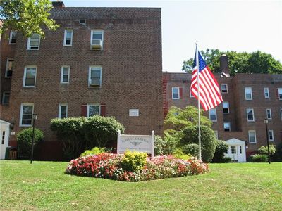 140 Ravine Avenue #2B, Yonkers, NY, 10701