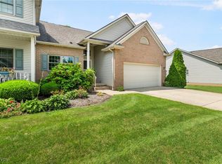 2503 Charing Cross Rd NW, Canton, OH 44708