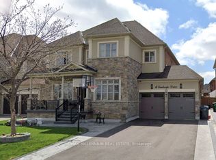 6 Landscape Dr, Brampton, ON L6P2Y9
