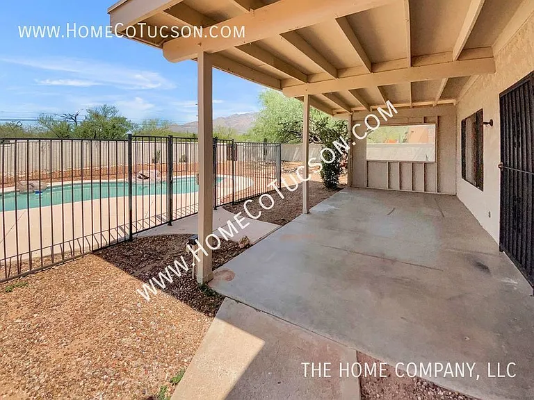 5243 N Stonehouse Pl — Photo 27