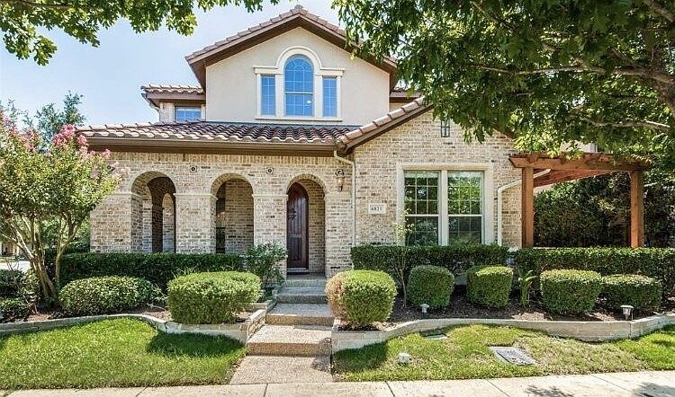 1st image of 6821 Camino Rio