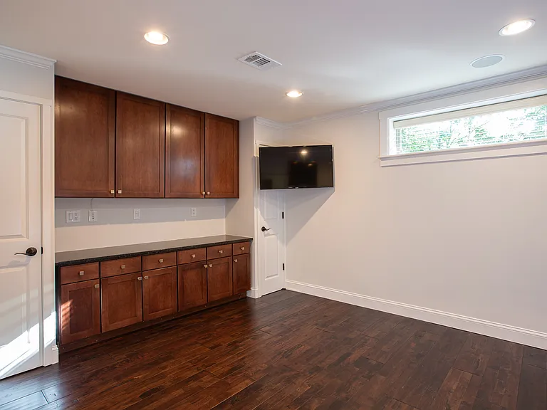 2032 Hatteras Way NW — Photo 35