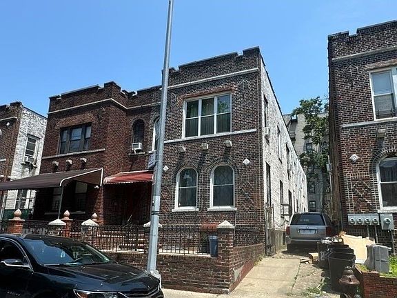 2nd image of 211 E 96th Street #4