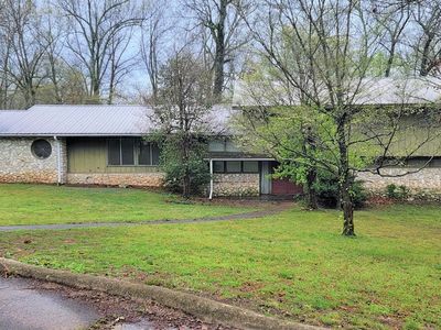 800 W College Ave, Harrison, AR, 72601