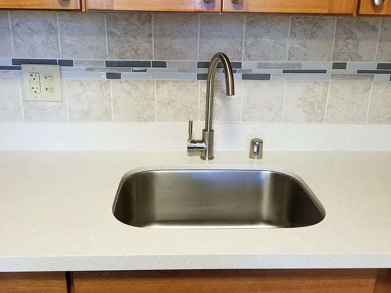 3231 Nassau St — Photo 19