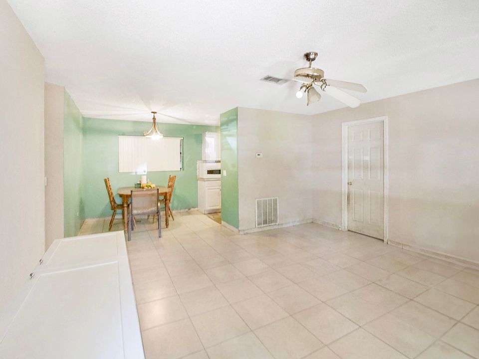 62 S Elm St, Fellsmere, FL 32948 Zillow