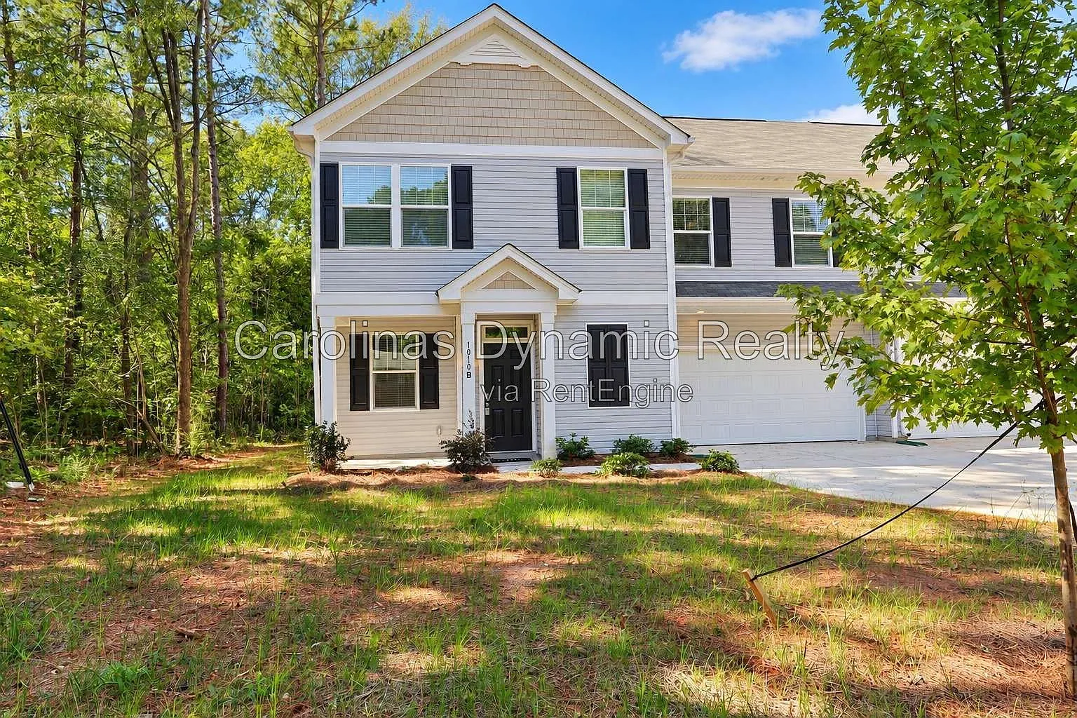 4 bed, 2.5 bath, 1738 sqft, $2,200 — Photo 1