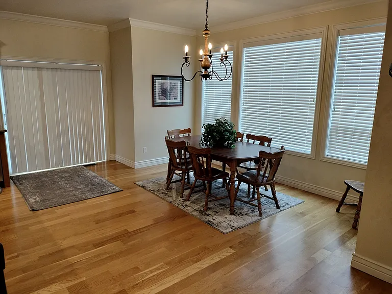 Enjoy a home cooked meal with dining for six overlooking beautiful Eden Mountain View's.