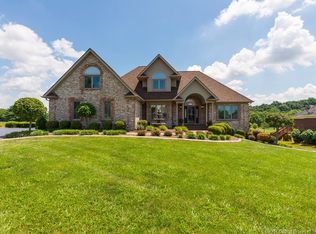 3578 Lawrence Banet Rd, Floyds Knobs, IN 47119