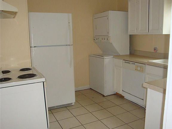 5th image of 1353 E Norcova Dr