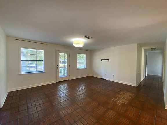 2nd image of 105 Sara Ave N