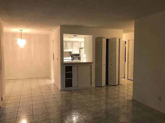 304 Palm Coast Pkwy NE — Photo 5