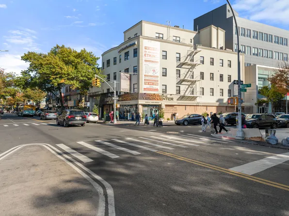 1769 East 13th Street image 14 of 17