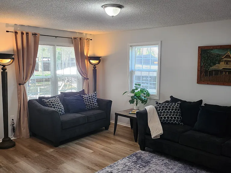 118 E Volusia Ave — Photo 6