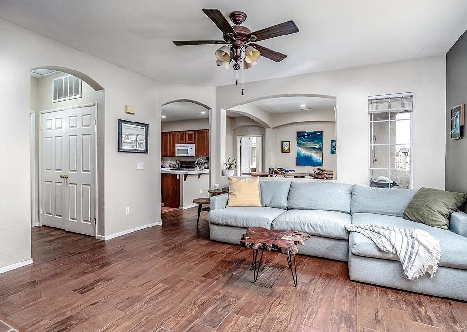1st image of 4484 Brisbane Way Unit 6