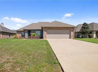 33 Ragan Dr, Alexandria, LA 71303