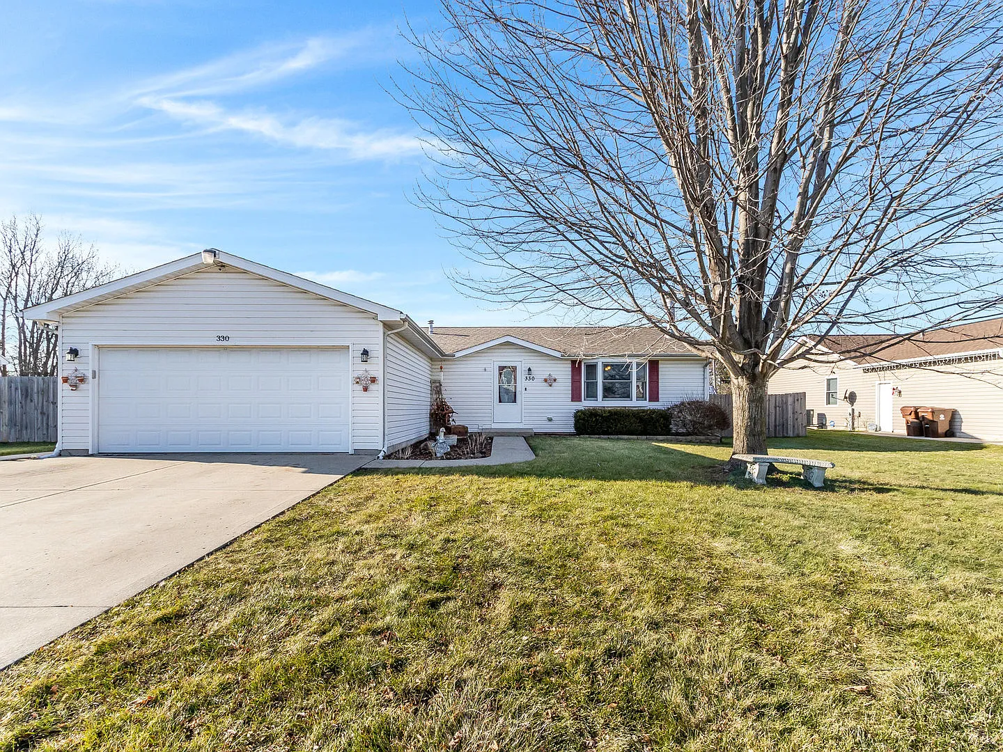 330 W Mesa Dr photo 1