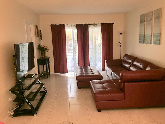 Living room 2