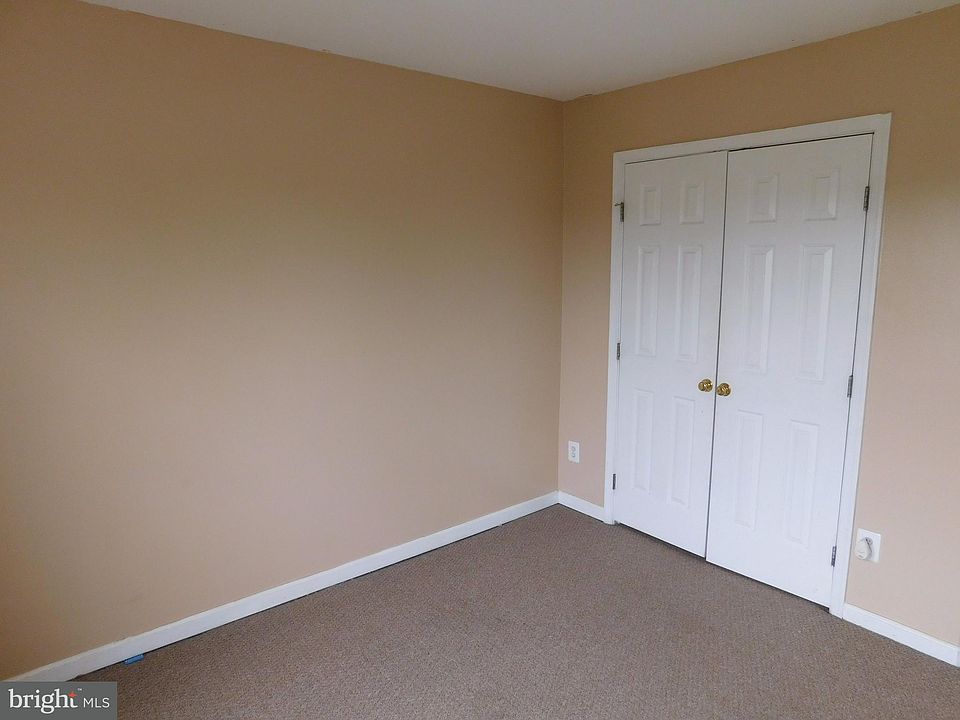 1st image of 16750 Sweeney Ln