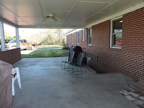 2nd image of 8751 George Wash Memorial Hwy