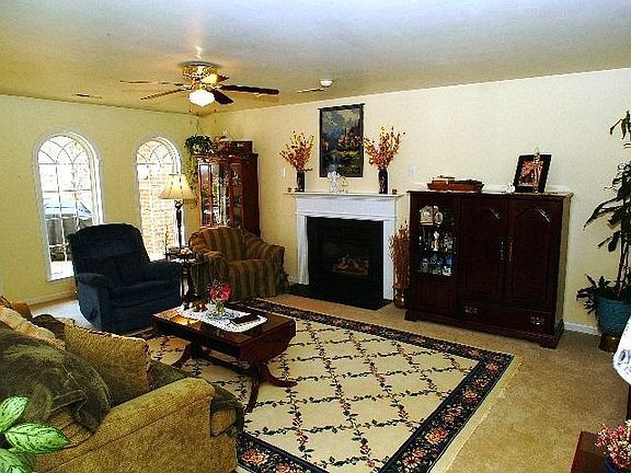 Great Room & Fire Place