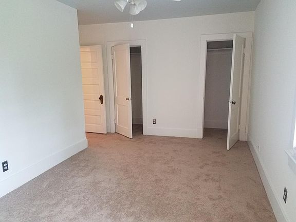 2nd image of 405 Sterling Ave