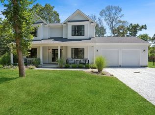 4 Squaw Rd, East Hampton, NY 11937