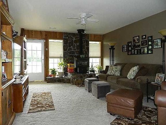 4th image of 10638 Wildwood Way