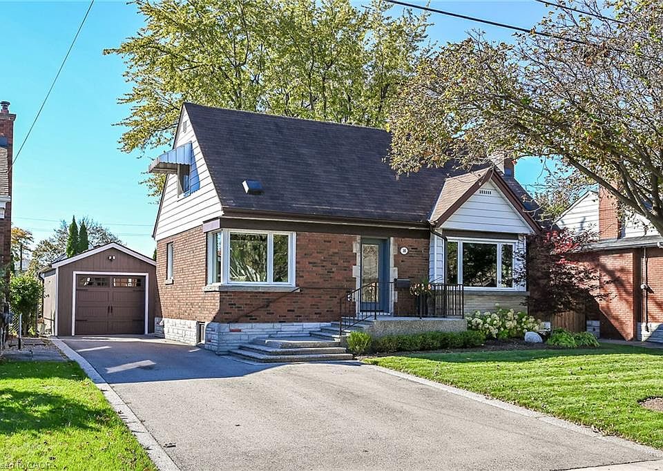 1st image of 10 Mulock Ave