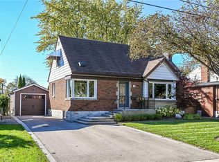 10 Mulock Ave, Hamilton, ON L8T 1H3