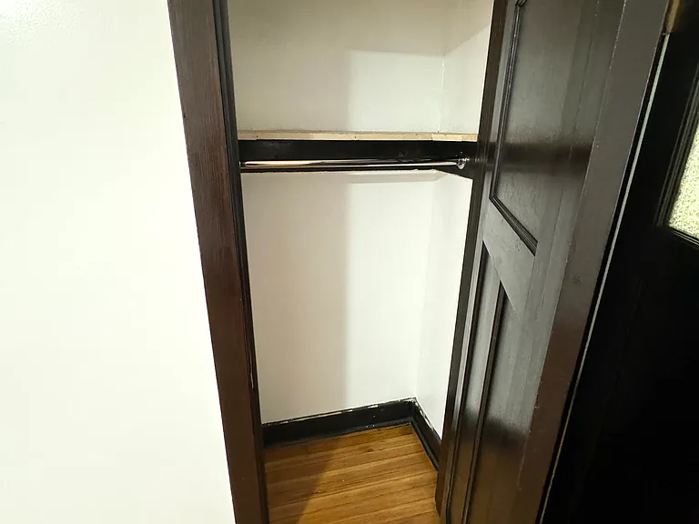 259 Gross St — Photo 8