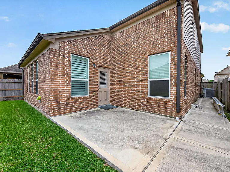 11343 Rossum Creek Dr — Photo 30