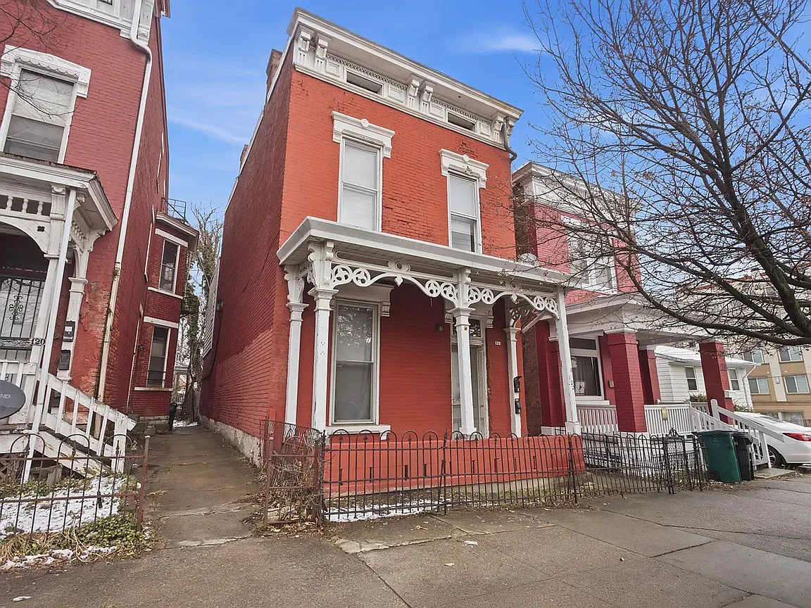122 E University Avenue Unit 1 — Photo 1