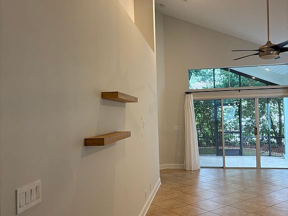 5th image of 93035 Harbor Ct