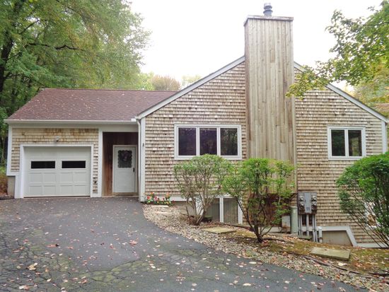 16 Cardinal Drive #16, Farmington, CT 06032