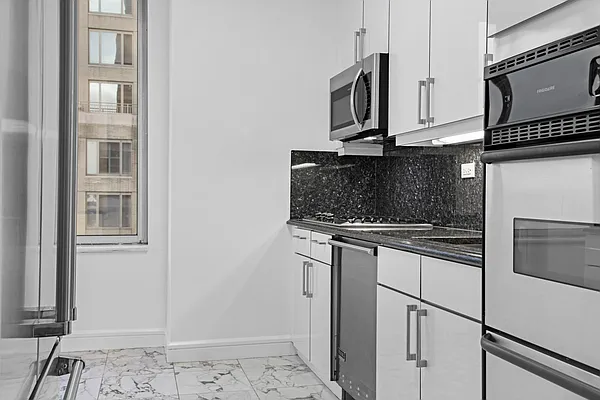 Rented by Nest Seekers International | media 17