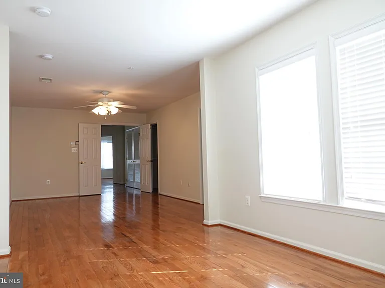 1112 Pleasant Dr — Photo 13