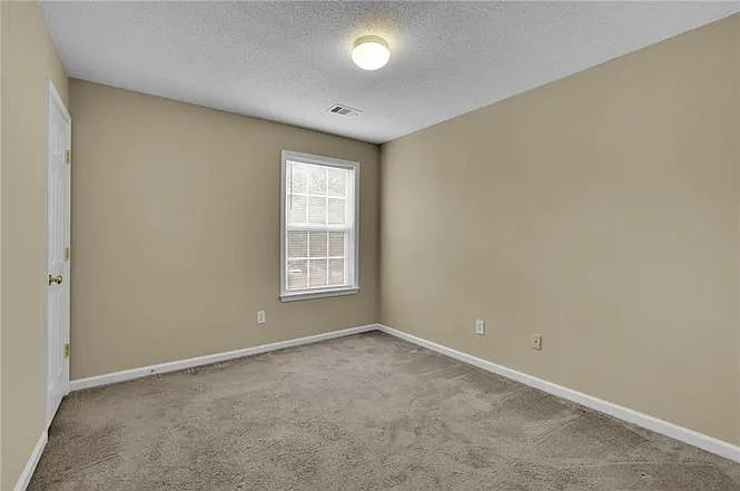 7204 Richland Ct — Photo 6