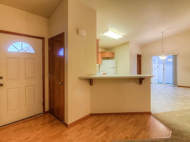1007 S 91st Ave — Photo 17