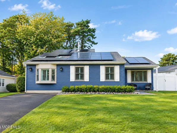 97 Garrison Drive, Tinton Falls, NJ 07753